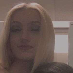 Meet your Posher, Cassie